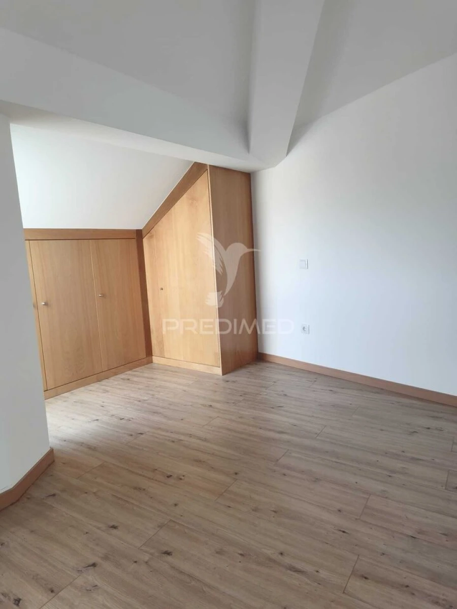 Apartamento T0 para Venda em Ovar, São João, Arada e São Vicente de Pereira Jusã Foto 7