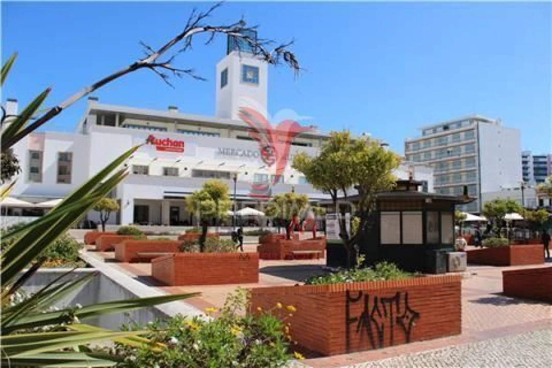 Apartamento T2 para Venda em Faro (Sé e São Pedro) Foto 3