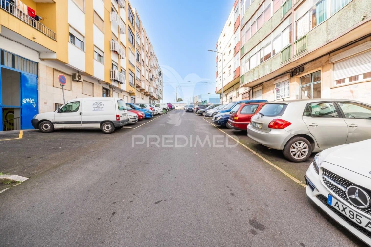 Escritório para Arrendamento em Queluz e Belas Foto 32