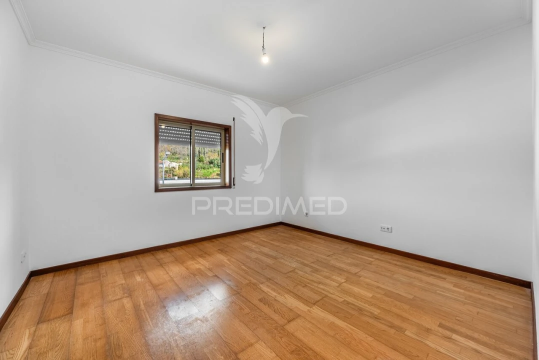 Apartamento T3 para Venda em Ancede e Ribadouro Foto 13