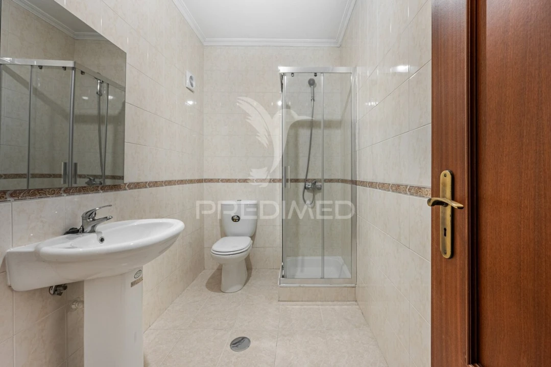 Apartamento T3 para Venda em Ancede e Ribadouro Foto 19