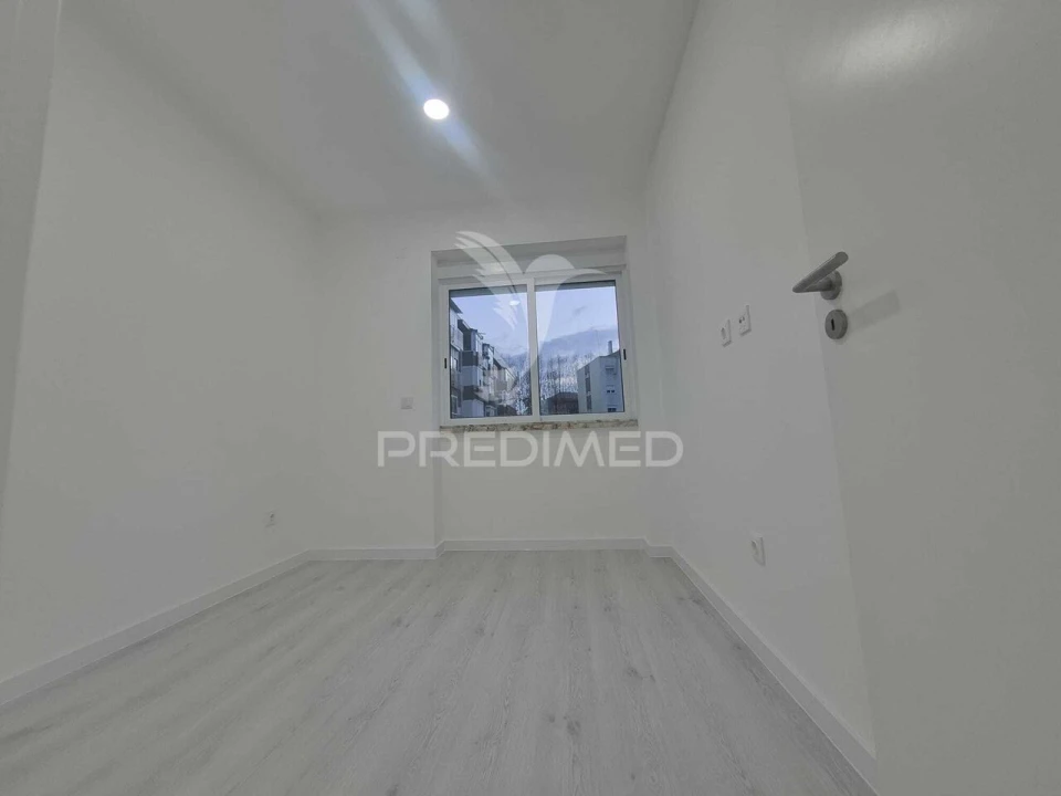 Apartamento T2 para Venda em Almada, Cova da Piedade, Pragal e Cacilhas Foto 9
