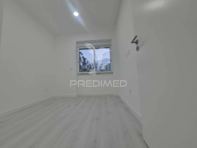 Apartamento T2 para Venda em Almada, Cova da Piedade, Pragal e Cacilhas Foto 8