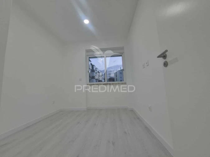 Apartamento T2 para Venda em Almada, Cova da Piedade, Pragal e Cacilhas Foto 9