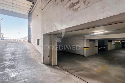 Apartamento T3 para Venda em Ferreiros e Gondizalves