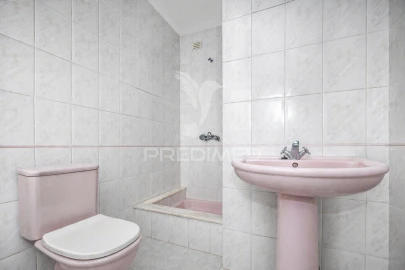Apartamento T3 para Venda em Ferreiros e Gondizalves