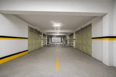 Apartamento T3 para Venda em Ferreiros e Gondizalves