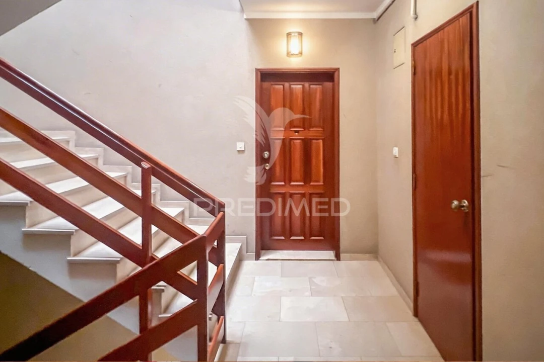 Apartamento T3 para Venda em Ferreiros e Gondizalves Foto 27
