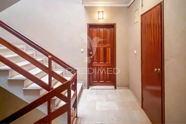 Apartamento T3 para Venda em Ferreiros e Gondizalves Foto 27