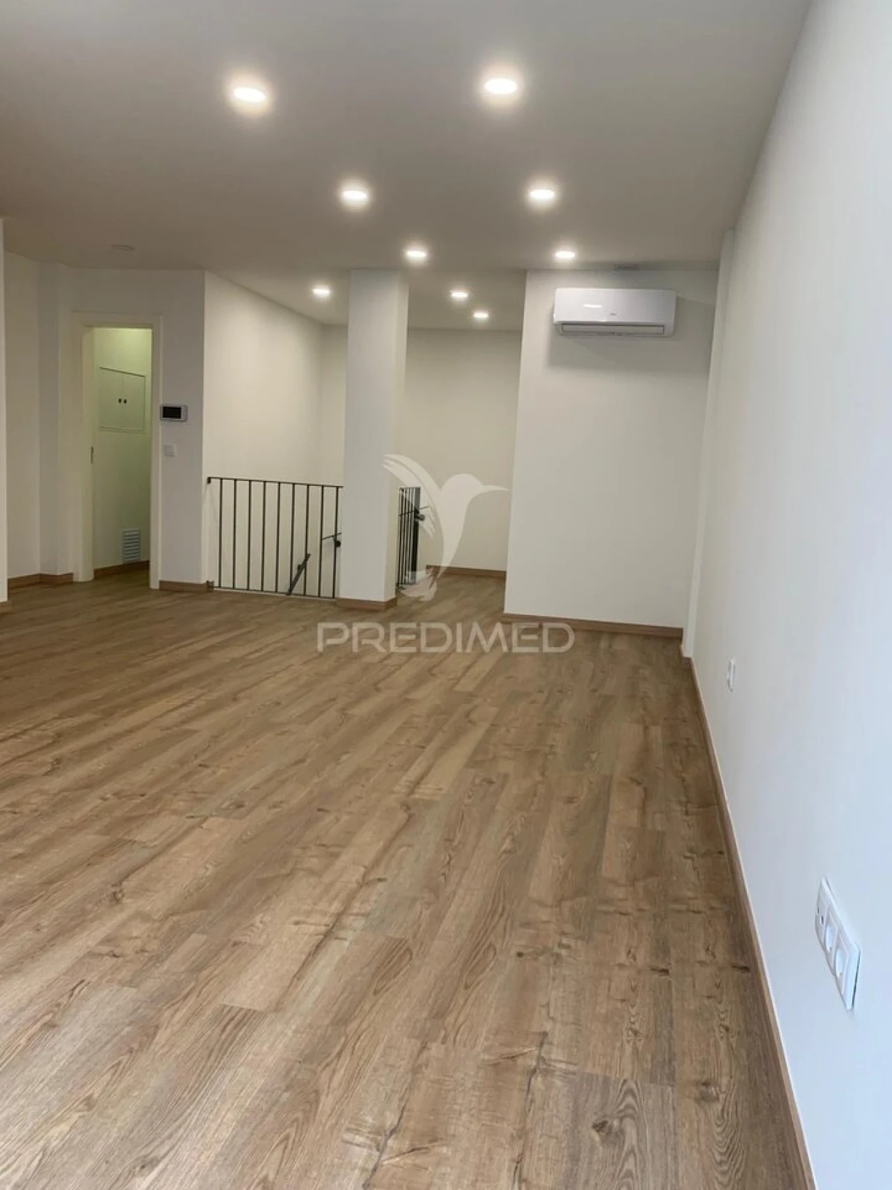 Apartamento T2 para Venda em Cedofeita, Santo Ildefonso, Sé, Miragaia, São Nicolau e Vitória Foto 2