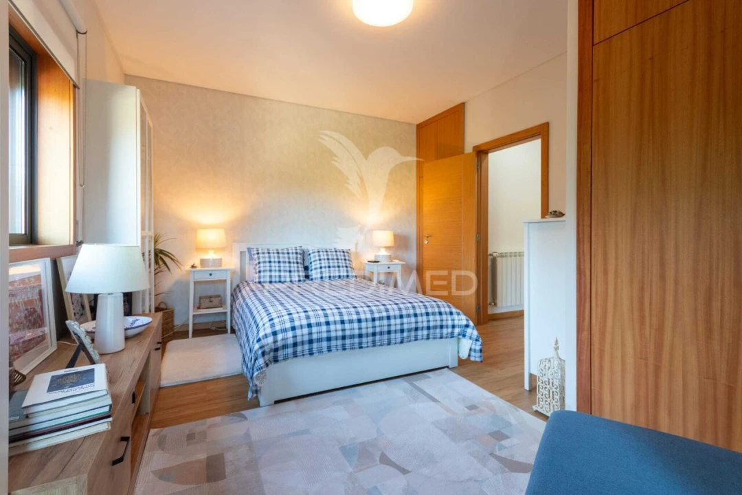 Apartamento T2 para Venda em Vila Cova da Lixa e Borba de Godim Foto 9