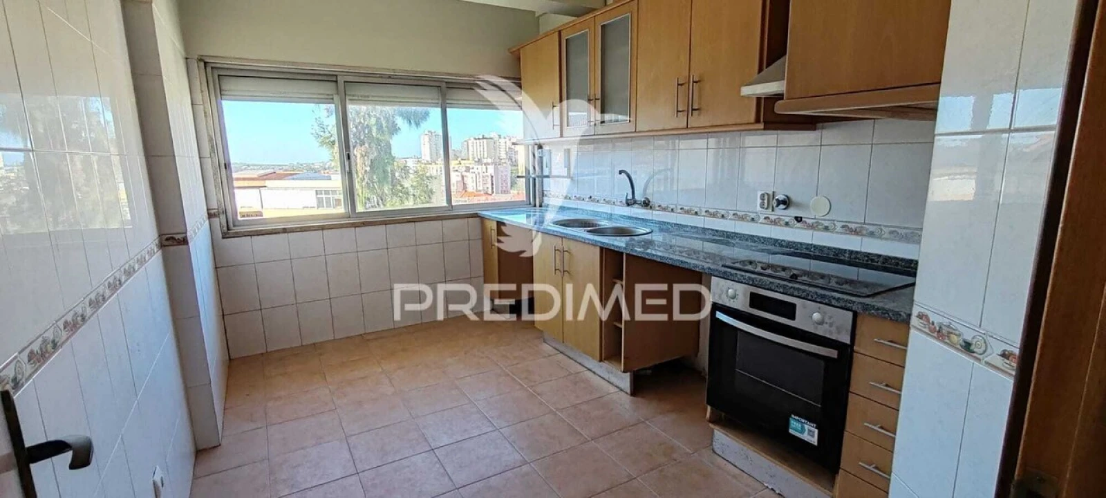 Apartamento T2 para Venda em Queluz e Belas Foto 16