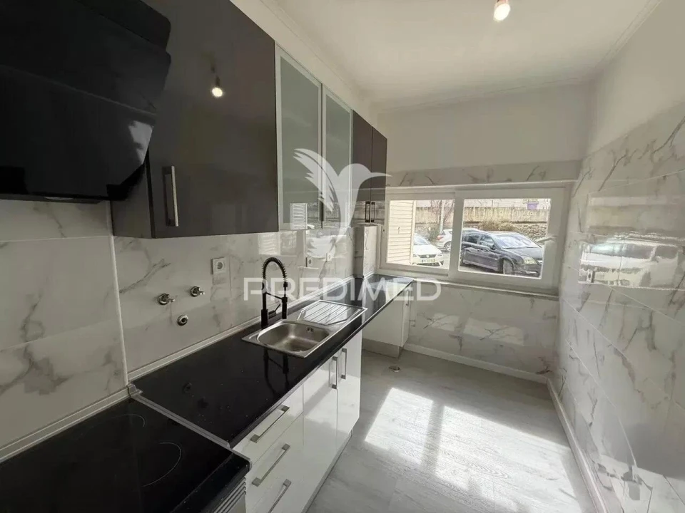 Apartamento T2 para Venda em Oeiras e São Julião da Barra, Paço de Arcos e Caxias Foto 2