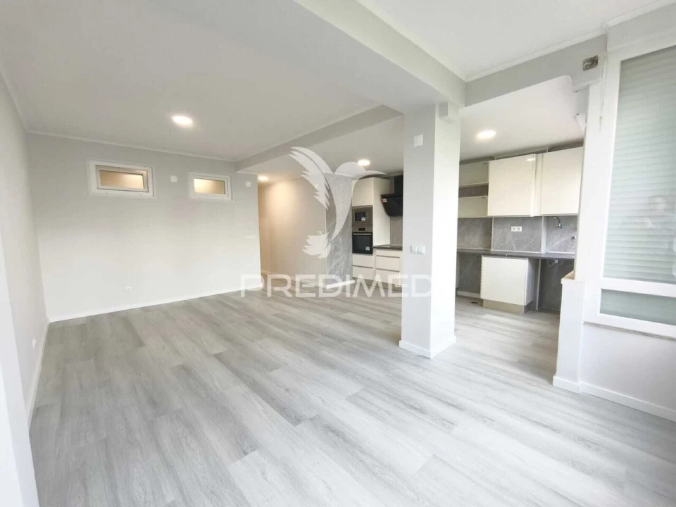 Apartamento T2 para Venda em Oeiras e São Julião da Barra, Paço de Arcos e Caxias Foto 7