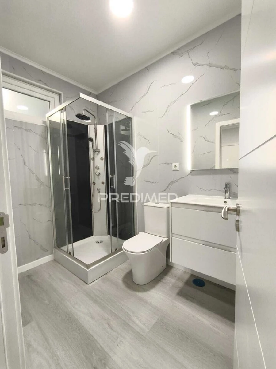 Apartamento T2 para Venda em Oeiras e São Julião da Barra, Paço de Arcos e Caxias Foto 25