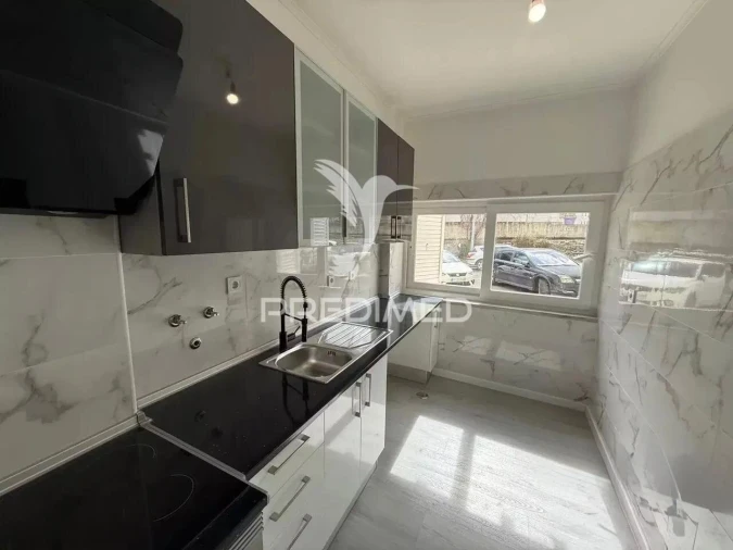 Apartamento T2 para Venda em Oeiras e São Julião da Barra, Paço de Arcos e Caxias Foto 2