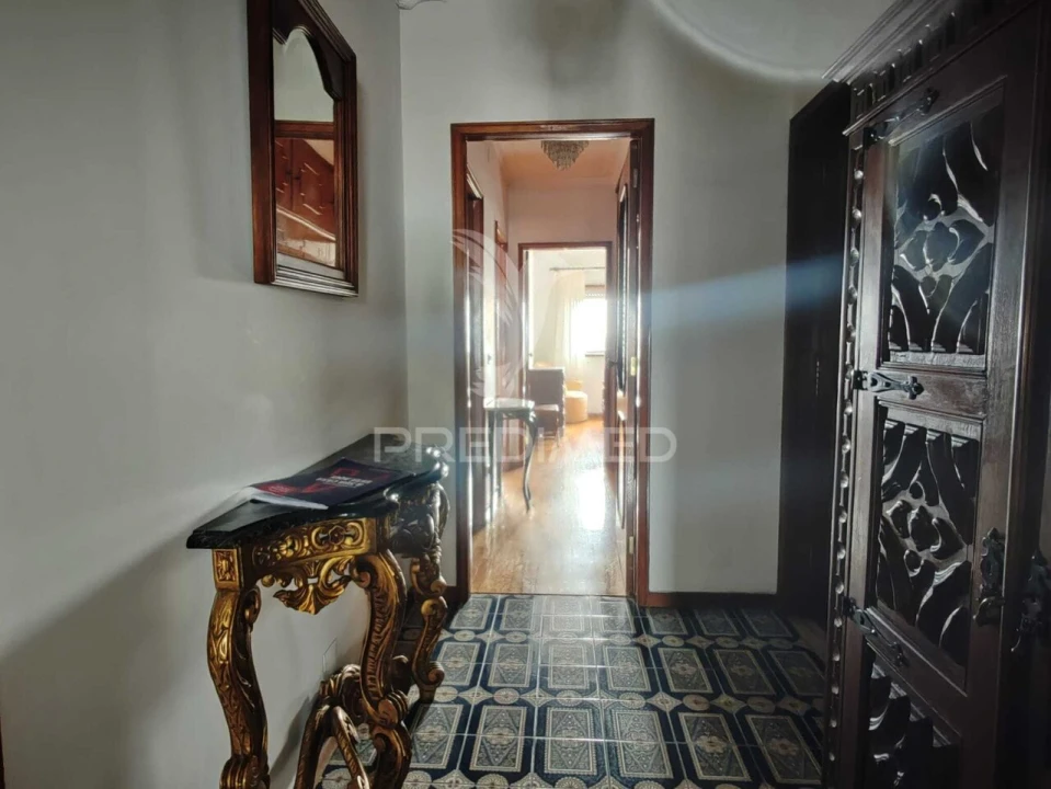 Apartamento T2 para Venda em Mafamude e Vilar do Paraíso Foto 3