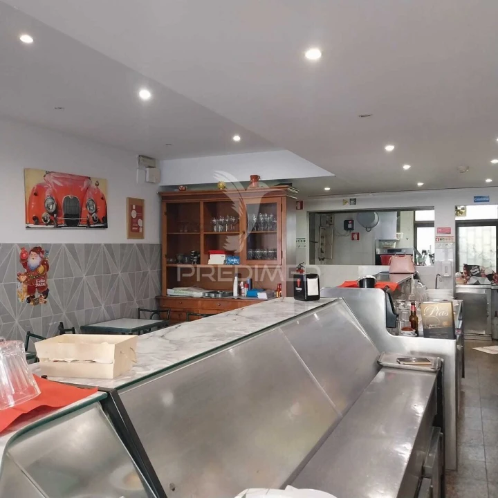 Loja para Venda em Algueirão-Mem Martins Foto 3