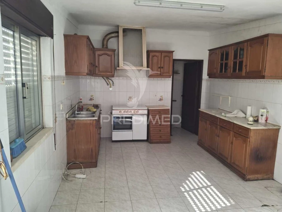Apartamento T2 para Venda em Abrantes (São Vicente e São João) e Alferrarede Foto 4