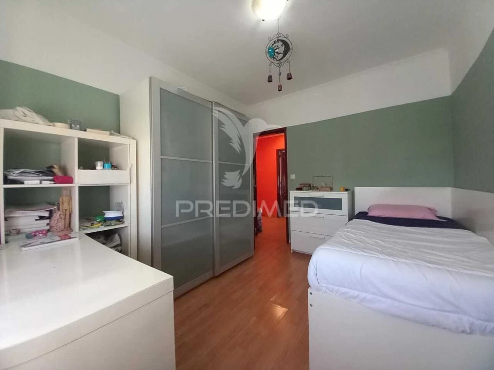 Apartamento T3 para Venda em Almada, Cova da Piedade, Pragal e Cacilhas Foto 29