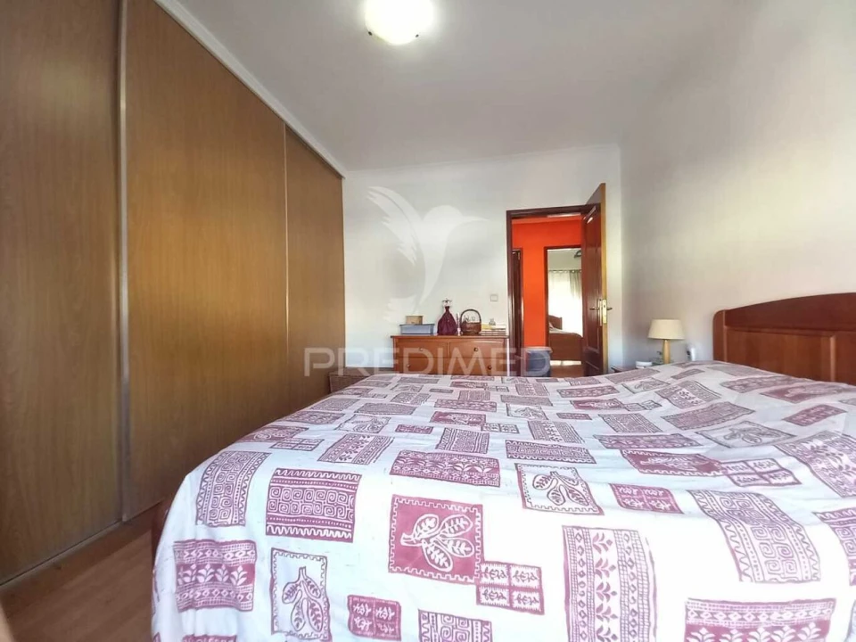 Apartamento T3 para Venda em Almada, Cova da Piedade, Pragal e Cacilhas Foto 40