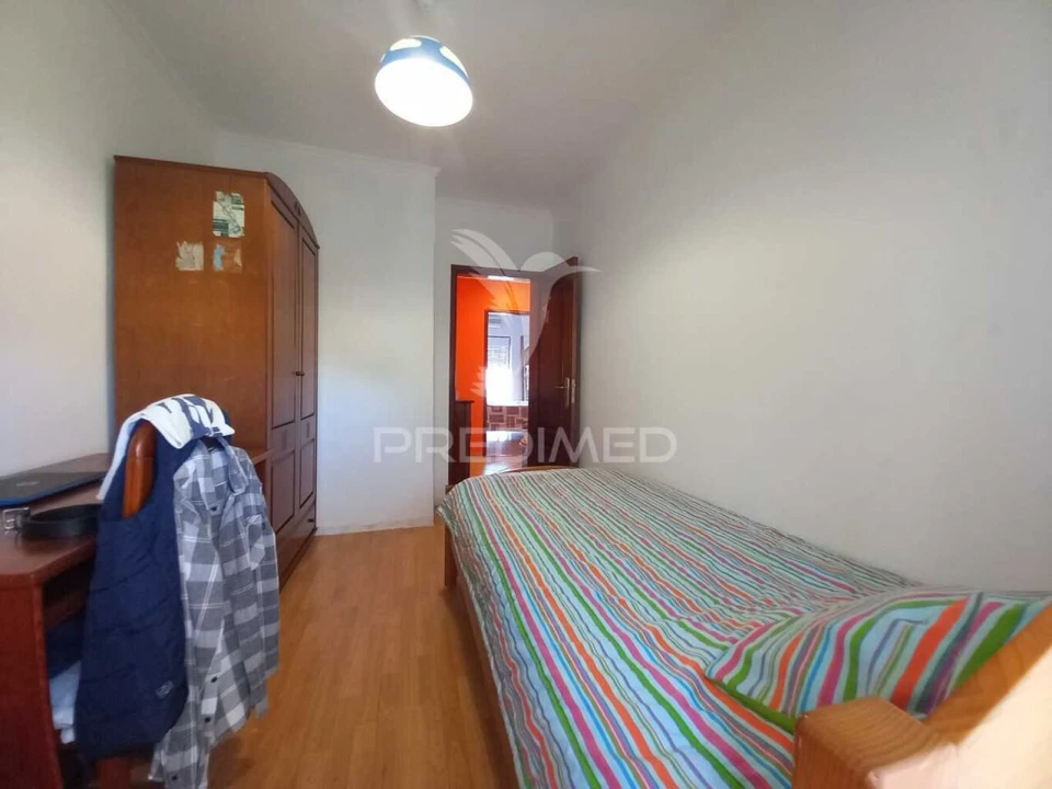 Apartamento T3 para Venda em Almada, Cova da Piedade, Pragal e Cacilhas Foto 23