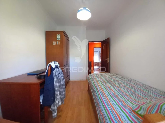 Apartamento T3 para Venda em Almada, Cova da Piedade, Pragal e Cacilhas Foto 25