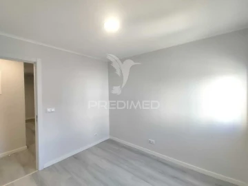 Apartamento T3 para Venda em Laranjeiro e Feijó