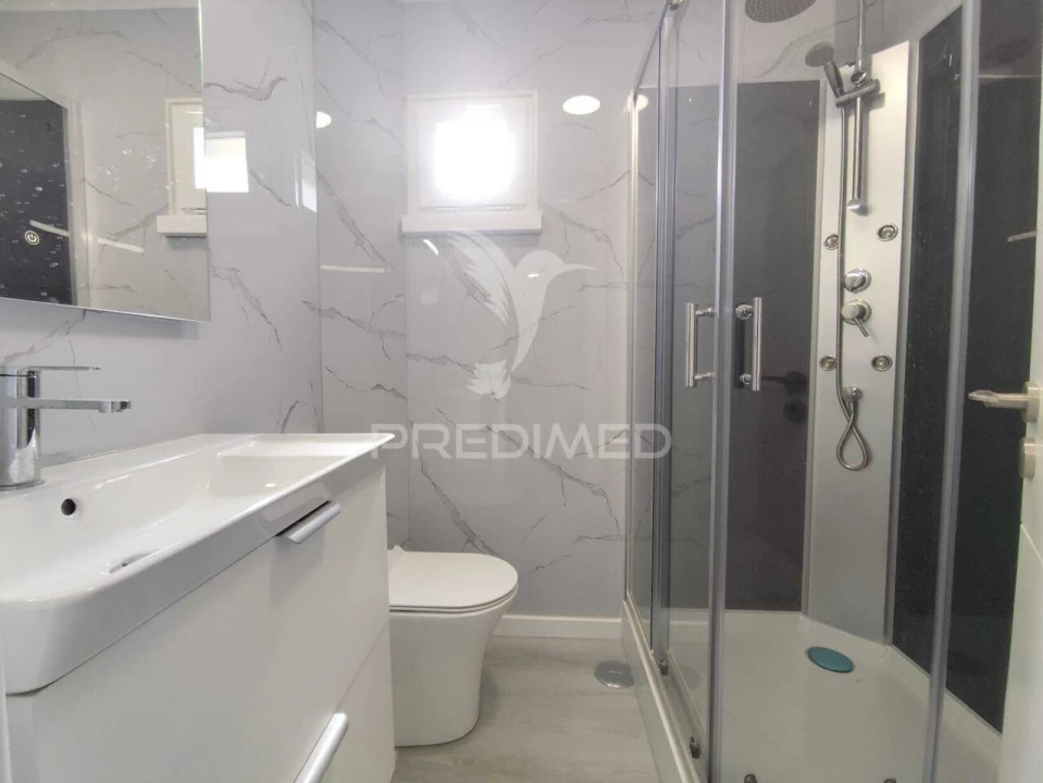 Apartamento T3 para Venda em Laranjeiro e Feijó Foto 39