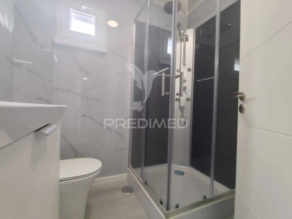 Apartamento T3 para Venda em Laranjeiro e Feijó Foto 36