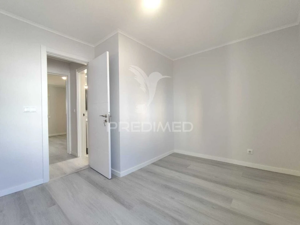 Apartamento T3 para Venda em Laranjeiro e Feijó Foto 29