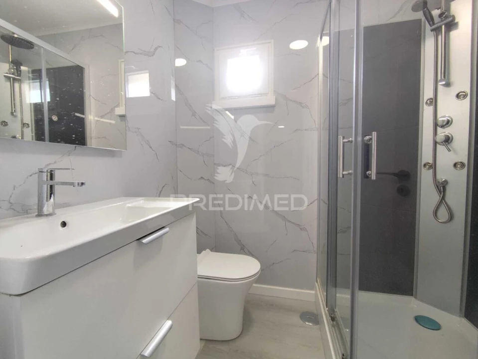 Apartamento T3 para Venda em Laranjeiro e Feijó Foto 38