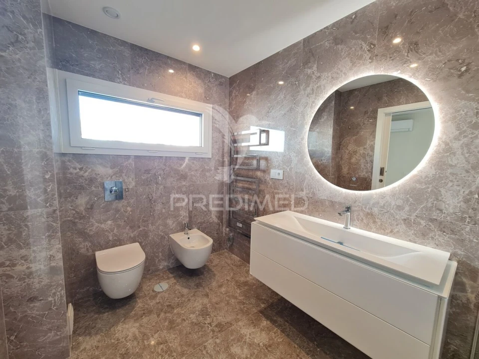 Apartamento T4 para Venda em Cascais e Estoril Foto 17