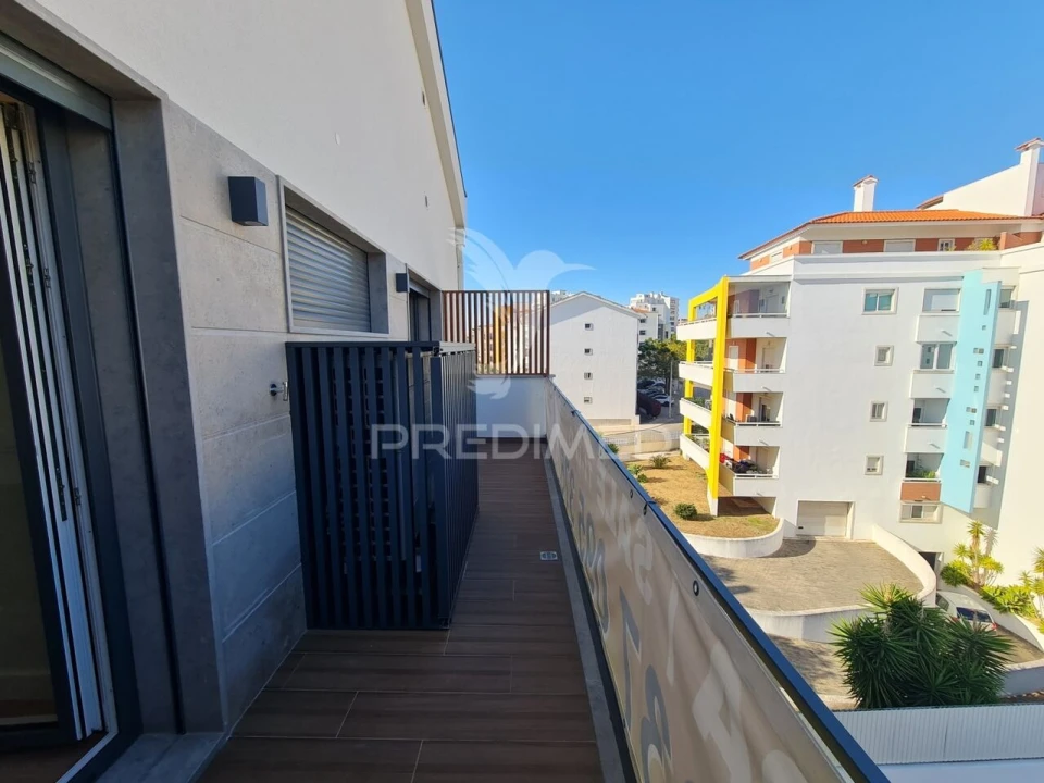 Apartamento T4 para Venda em Cascais e Estoril Foto 22