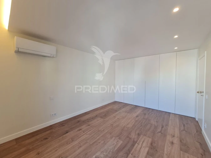 Apartamento T4 para Venda em Cascais e Estoril Foto 19