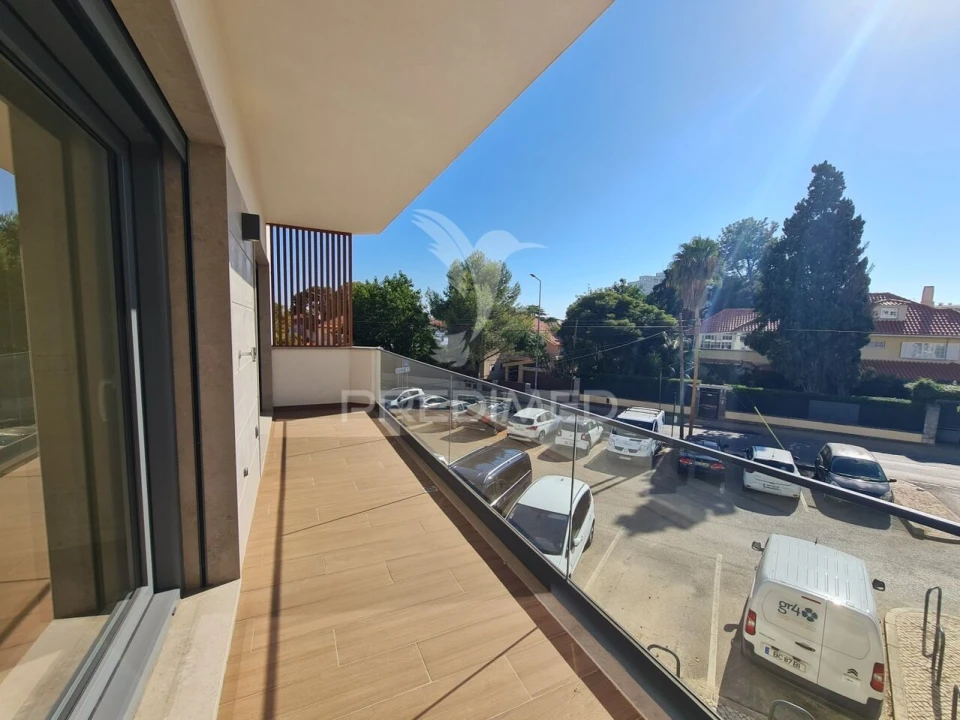 Apartamento T3 para Venda em Cascais e Estoril Foto 1