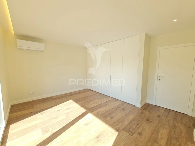 Apartamento T3 para Venda em Cascais e Estoril Foto 24