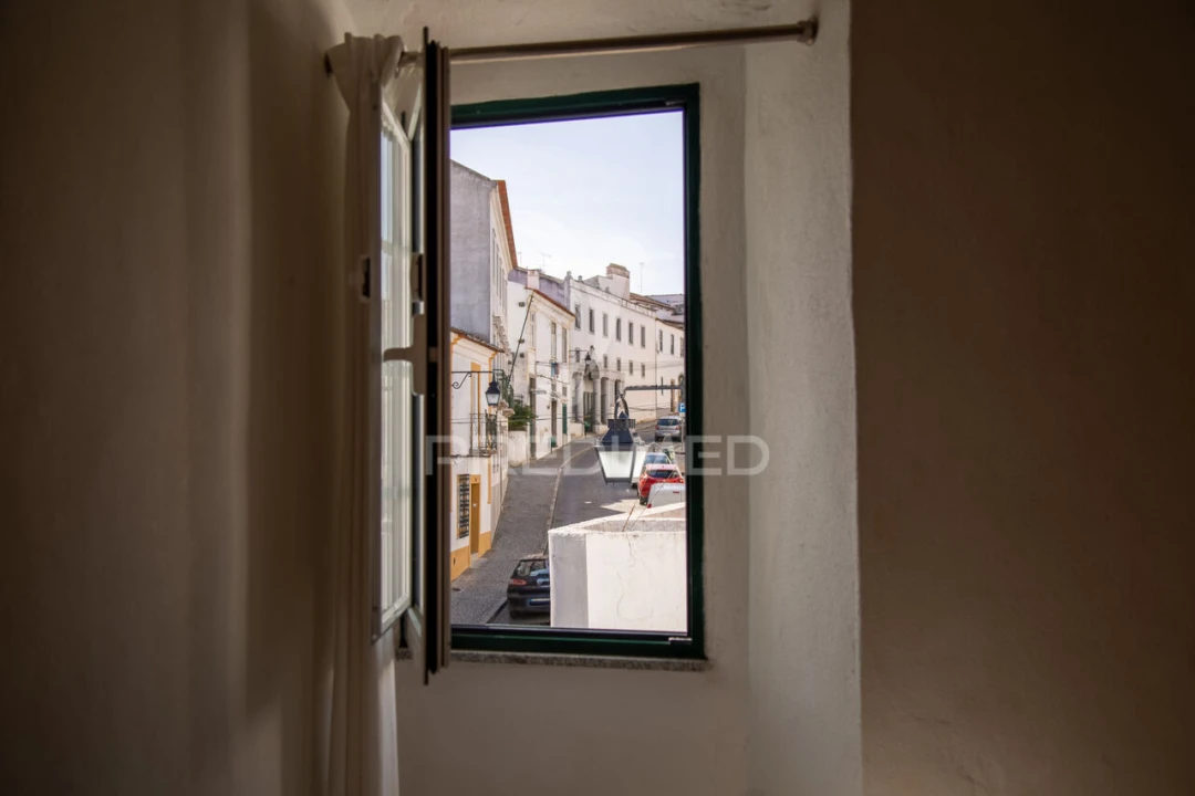 Moradia T4 para Venda em Évora (São Mamede, Sé, São Pedro e Santo Antão) Foto 7