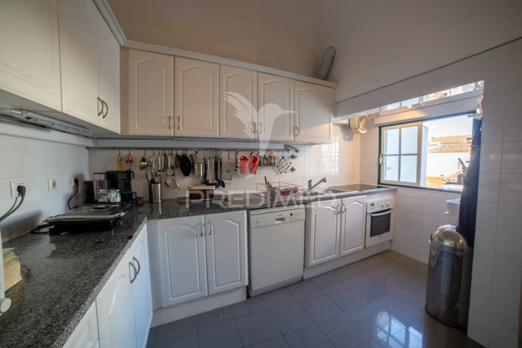 Moradia T4 para Venda em Évora (São Mamede, Sé, São Pedro e Santo Antão) Foto 11