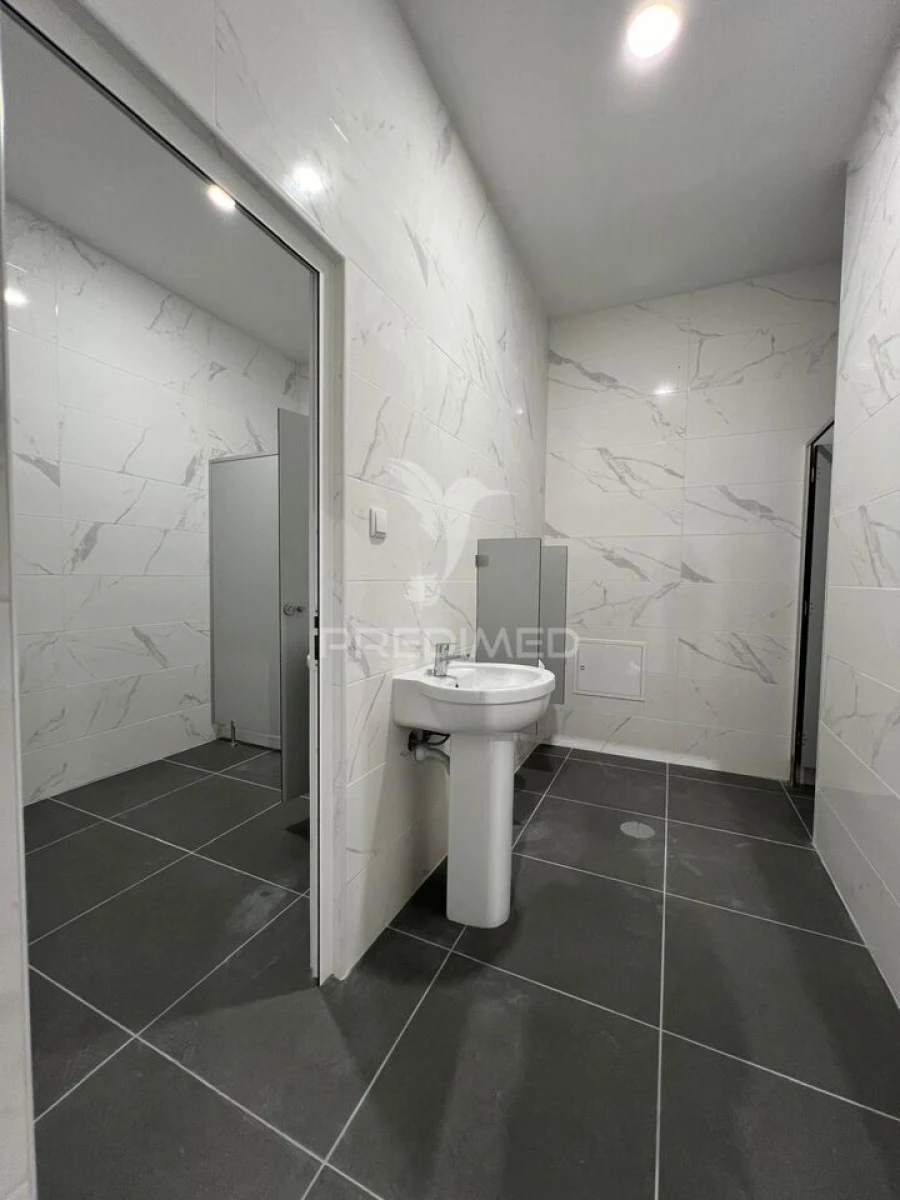 Armazém para Venda em Águeda e Borralha Foto 6