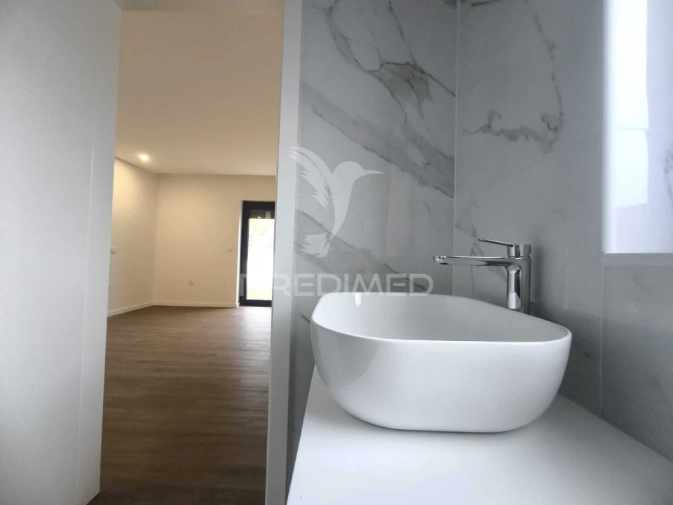 Moradia T4 para Venda em Selho São Lourenço e Gominhães Foto 14