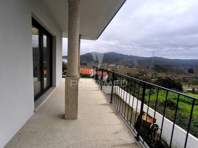 Moradia T4 para Venda em Selho São Lourenço e Gominhães Foto 11