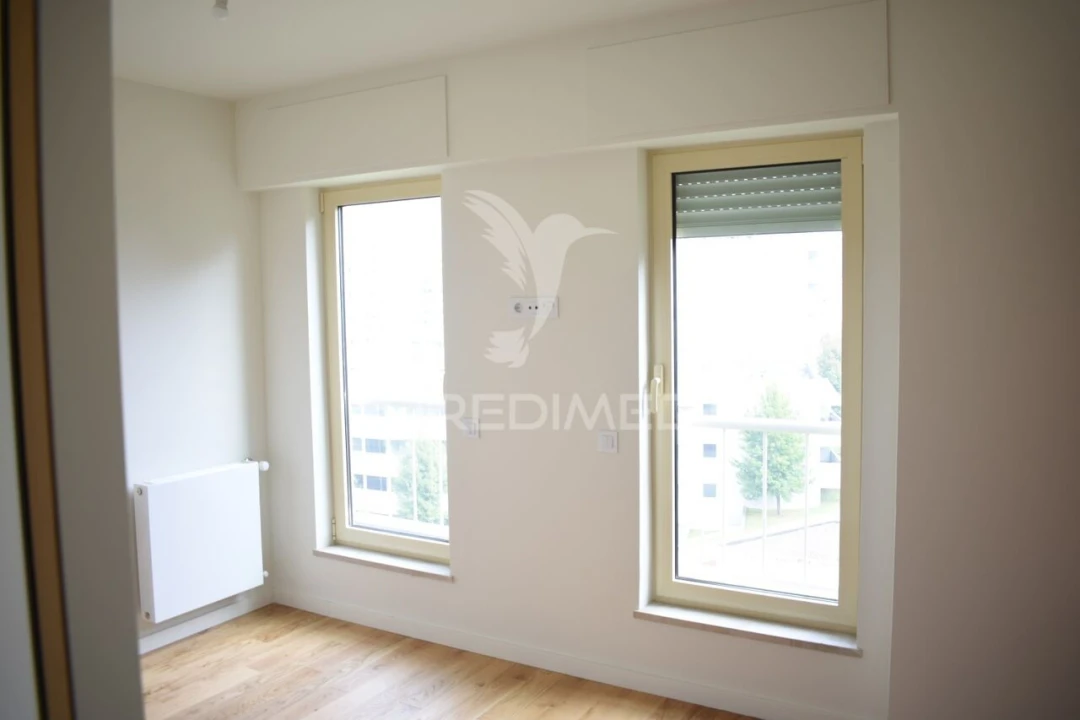 Apartamento T3 para Venda em Lordelo do Ouro e Massarelos Foto 23
