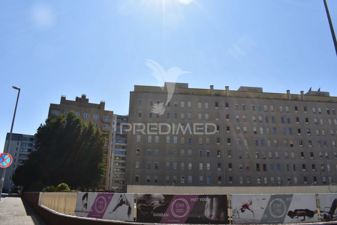 Apartamento T3 para Venda em Lordelo do Ouro e Massarelos Foto 32
