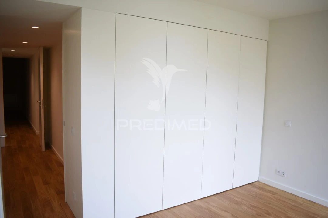 Apartamento T3 para Venda em Lordelo do Ouro e Massarelos Foto 17