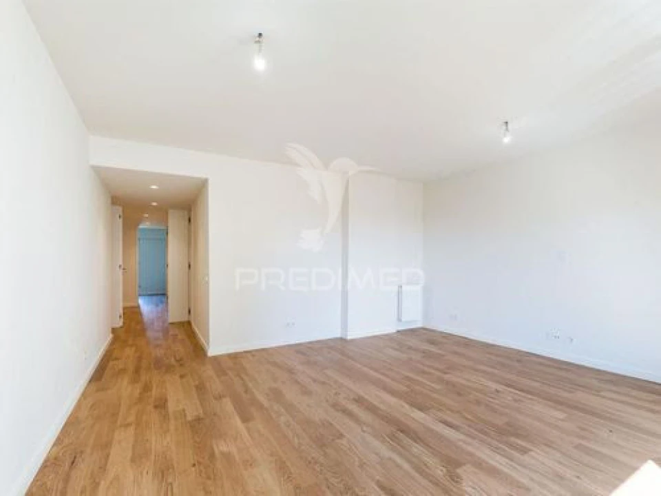 Apartamento T3 para Venda em Lordelo do Ouro e Massarelos Foto 9