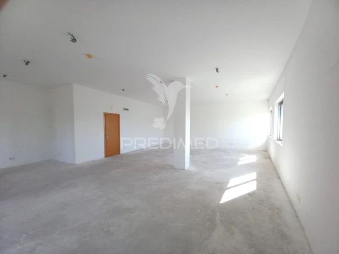 Escritório para Venda em Abrantes (São Vicente e São João) e Alferrarede Foto 5