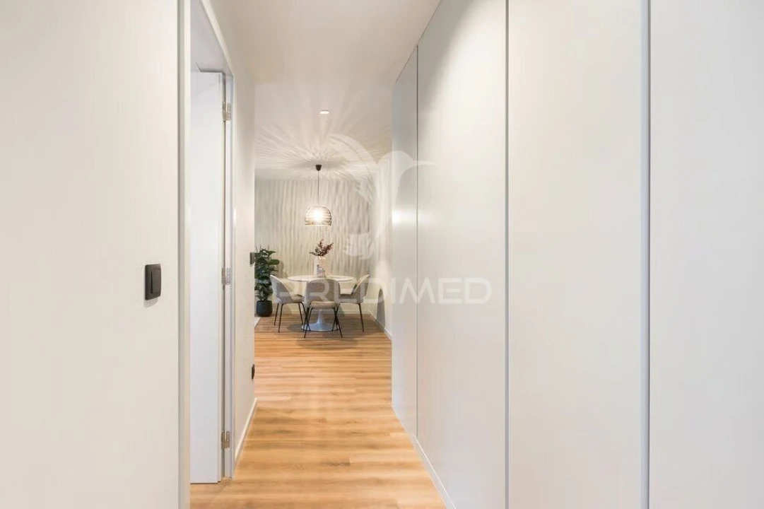 Apartamento T1 para Venda em Mafamude e Vilar do Paraíso Foto 20