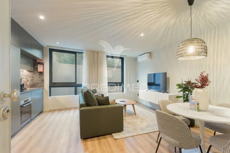 Apartamento T1 para Venda em Mafamude e Vilar do Paraíso Foto 2