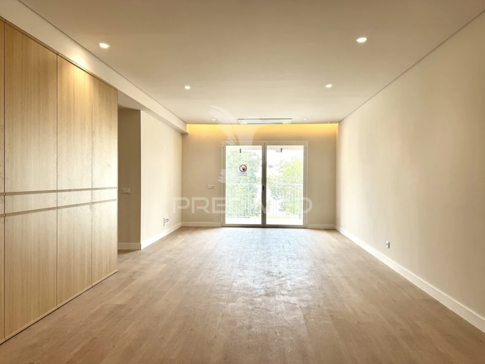 Apartamento T4 para Venda em Tavira (Santa Maria e Santiago) Foto 2